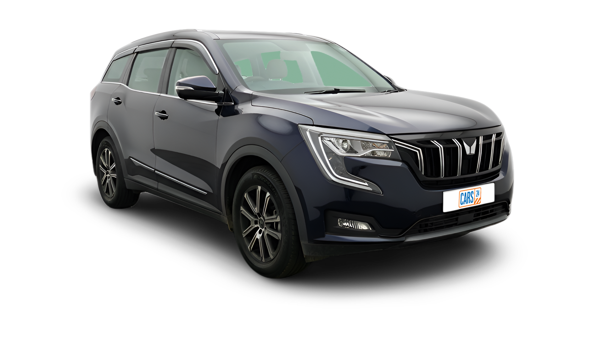 2021 Mahindra XUV700 - SUV - Diesel - Automatic - ₹15.49 lakh